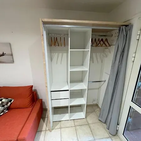 Avec Piscine Parking A 250 M De La La Seyne-sur-Mer