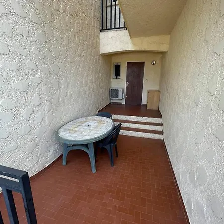 Avec Piscine Parking A 250 M De La *