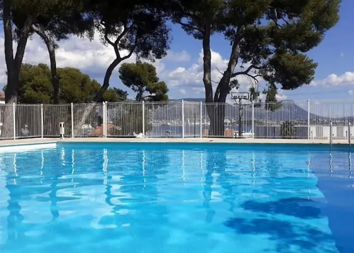 Avec Piscine Parking A 250 M De La شقة
